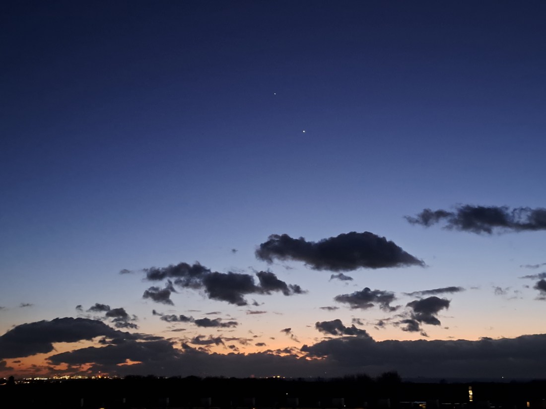 Planeten Venus en Jupiter